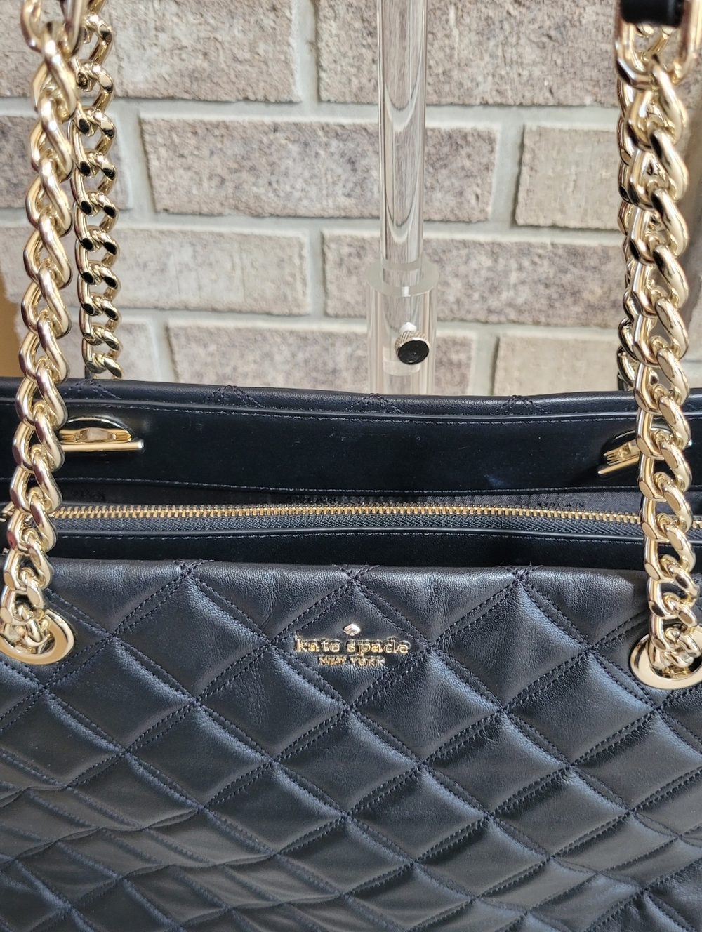 kate spade ♠️ Natalia Smooth Quilted Leather Tote Bag with Gold Chain Straps - Picture 13 of 15